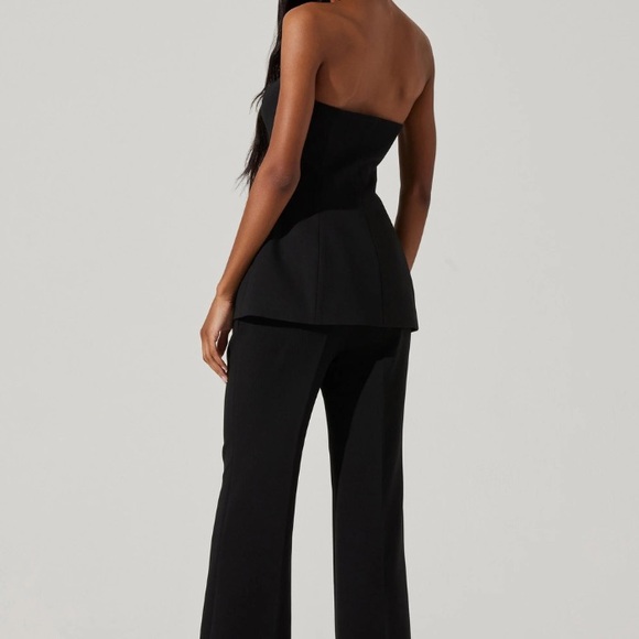 NWOT MILANI TAILORED BUSTIER TOP - Picture 6 of 7